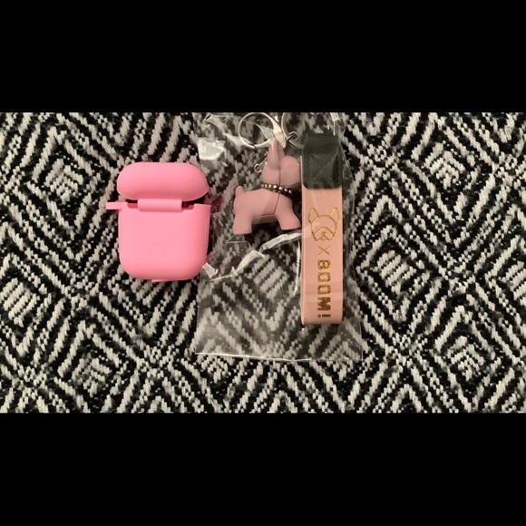 NEW DOG CHARM AirPods 1/2 case - Picture 4 of 5
